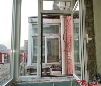 刮风把门窗刮下来了,刮风窗户掉下去了谁的责任