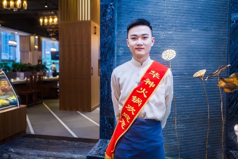 寻味长沙:华神火锅,玻璃房里吃出浪漫来