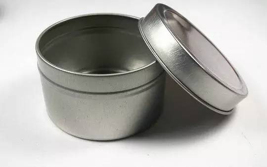 野外求生必带的装备介绍,各种各样的户外求生装备