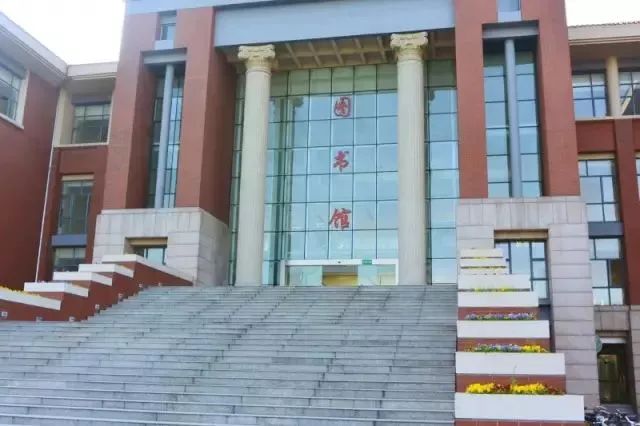 神一样的学校高考和中考都很惊艳,神一样的学校