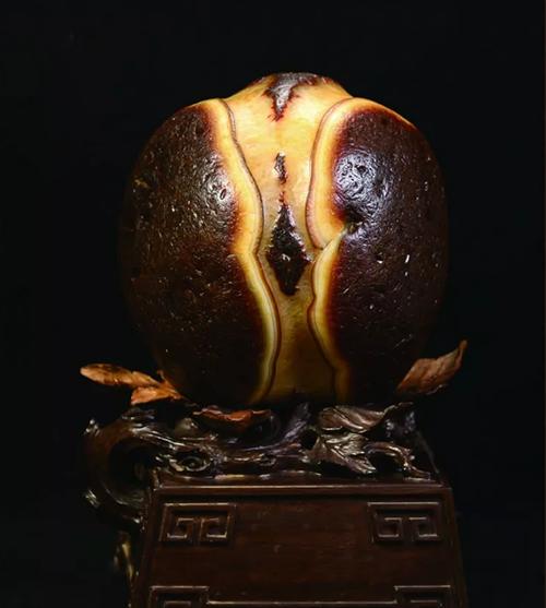 中国十大最美石头,中国十大最漂亮的红色石头