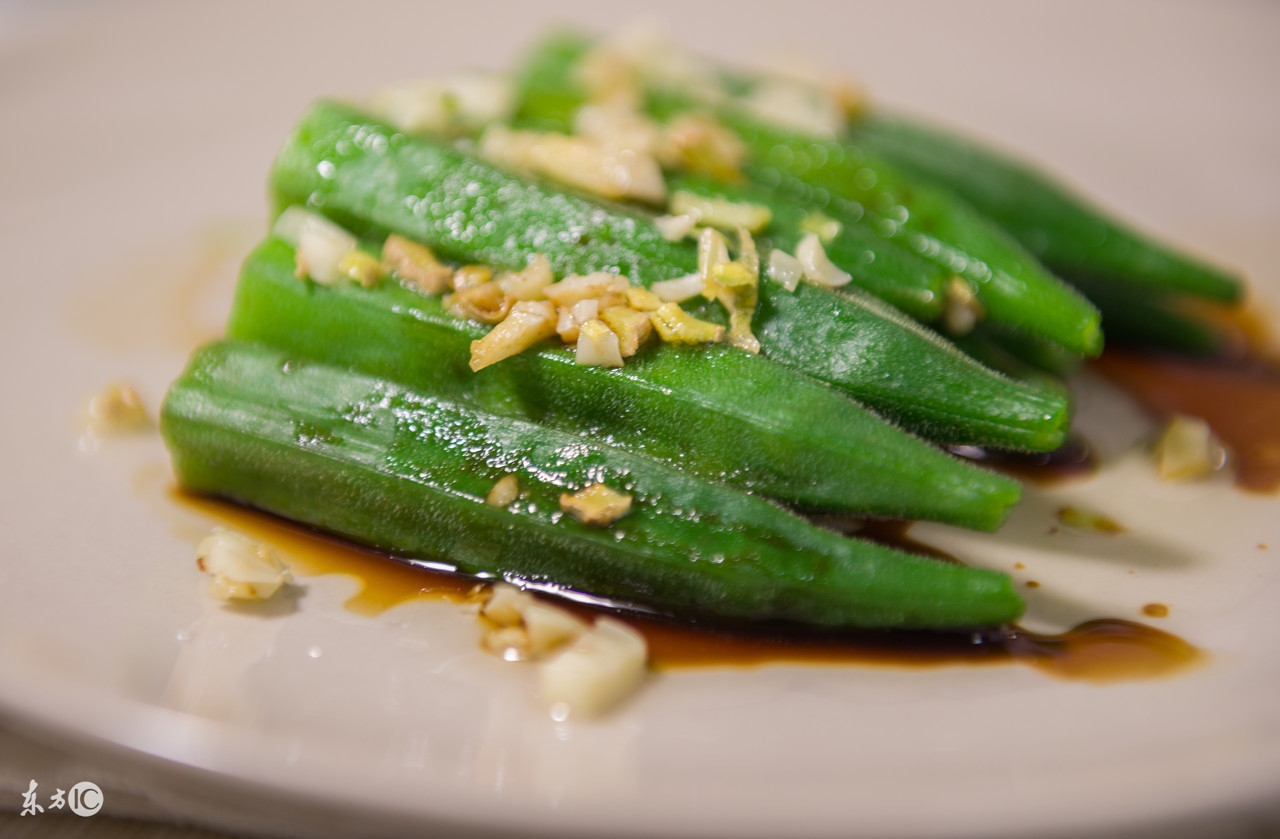 秋葵吃了对人体有什么好处和坏处,秋葵的好处很多但要注意这几点