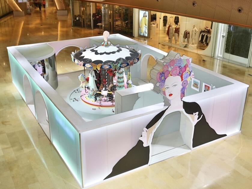 潮咖街拍图片,又是插画师又是摄影师的时尚街拍