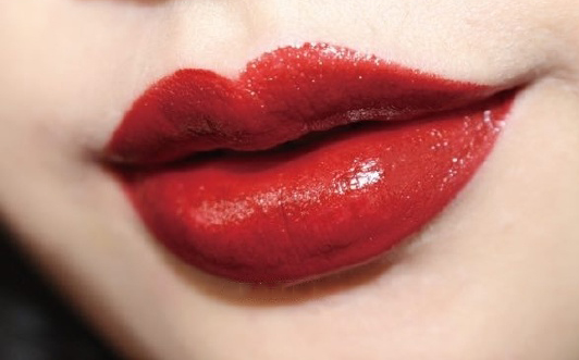 平价口红秋冬红棕色,平价唇膏口红黄黑皮试色