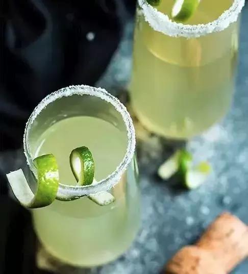 起泡酒的口感和饮用方法,起泡酒怎么才能喝出高级感