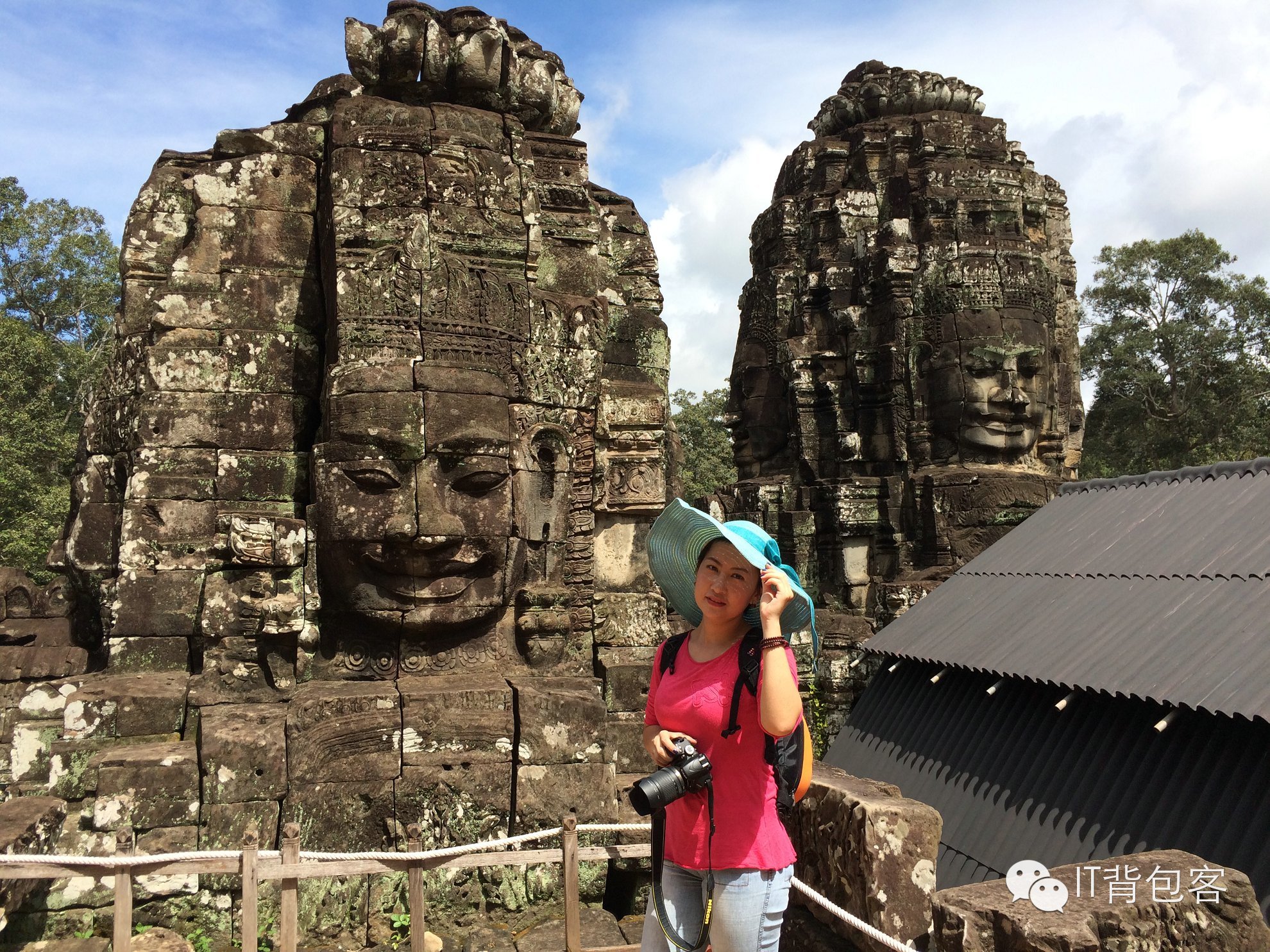 在爱人臂弯先行，窗外小雨滴滴答答，最后的日子也能如此精彩