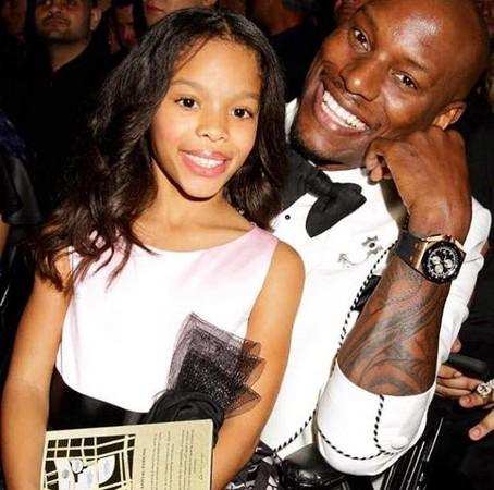 泰瑞斯和巨石强森,速度与激情9韩老大