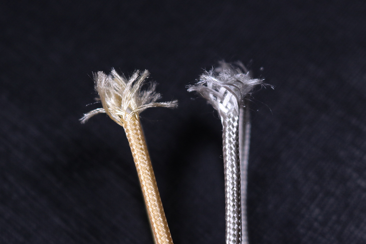 目前公认最好的苹果数据线,苹果数据线和安克数据线哪个好