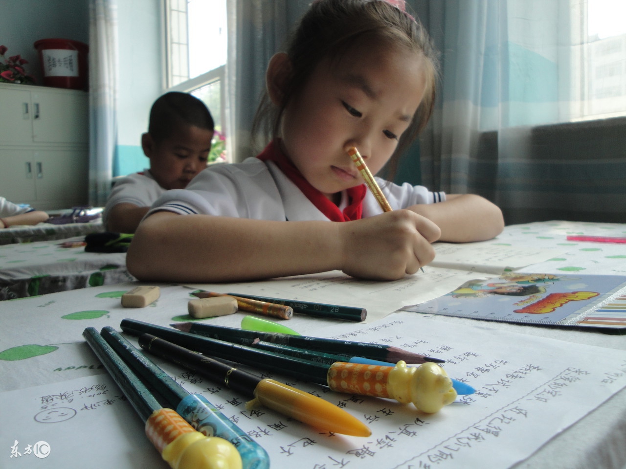 6年级生字表带拼音新部编版,最新版一到六年级识字表带拼音