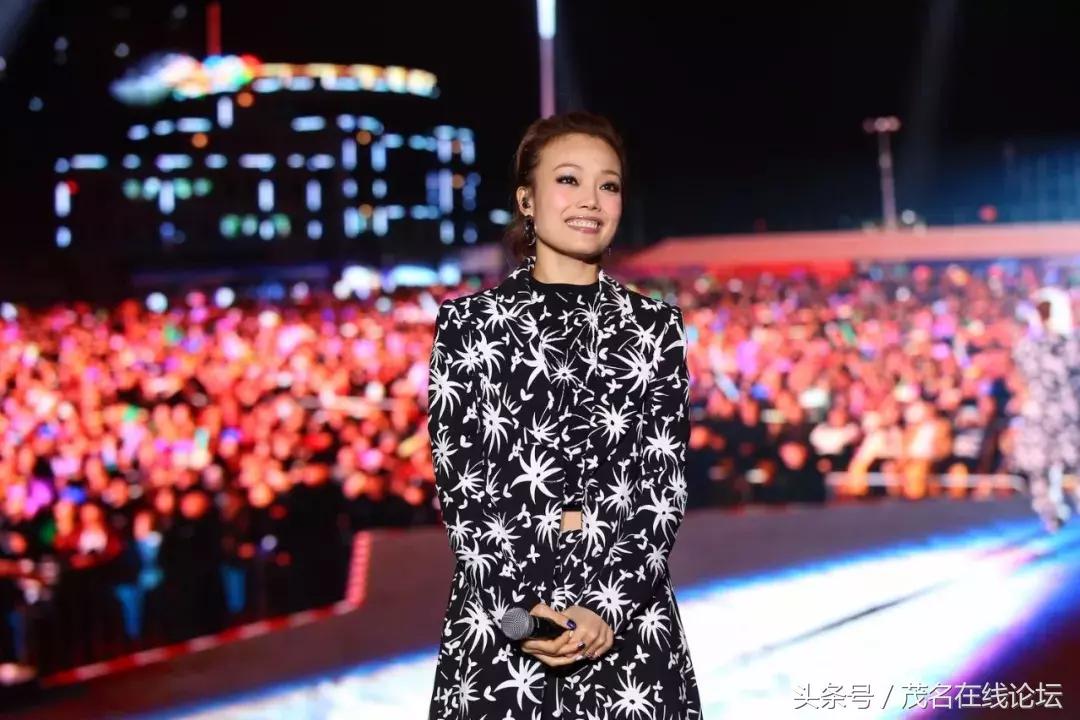 浠婂婕斿嚭鐜板満鍡ㄧ炕鍏ㄥ満,浠婂鍡ㄧ炕鍏ㄥ満鐜板満