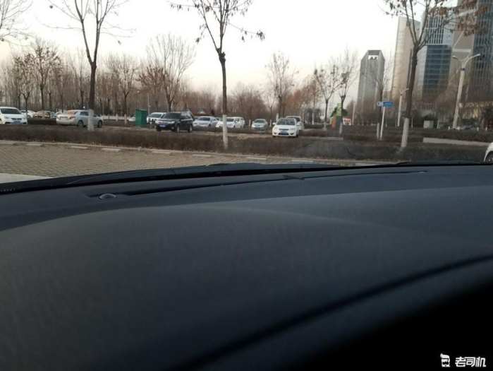 丰田凯美瑞漂亮大气又省油,丰田凯美瑞哪一款最好看最好