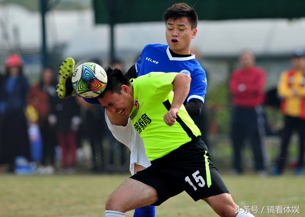 2017镜看体娱与佛山体育的50瞬间｜与巴萨球员偶遇与草根球星并肩