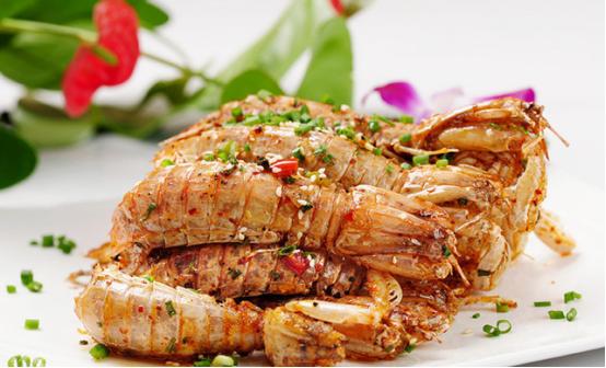 带着一家子来海边,带着一家子去旅游