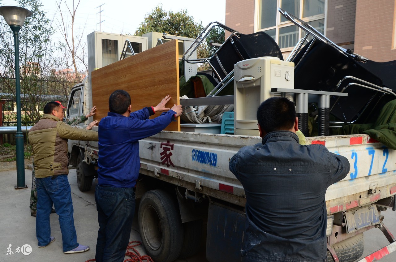 和三个女人合租一套房子,和三个女生合租的日子