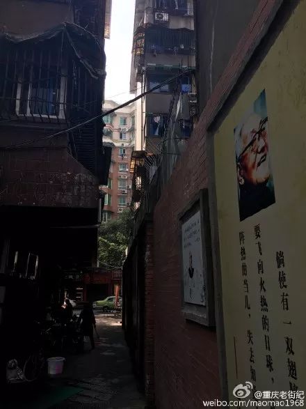 这条美食老店众多的成都小街，竟是《芳华》原型地，主角瘦真不科学