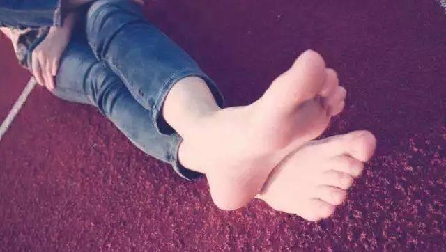 你恋足吗?脚,可是人类的第二性!