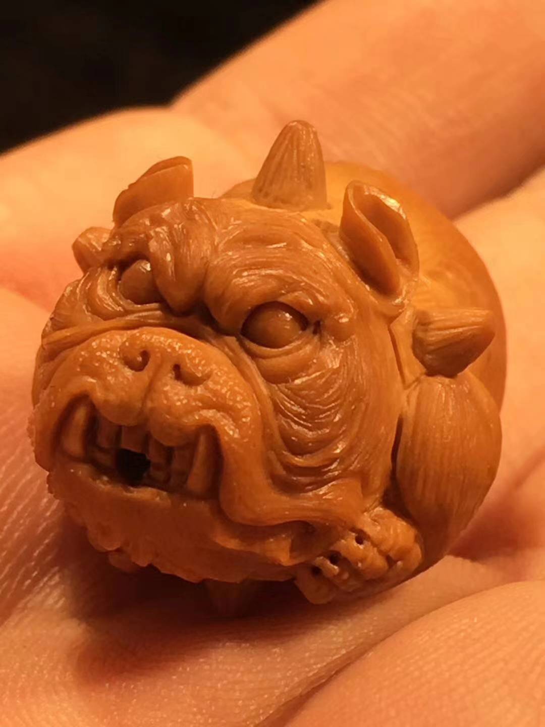 橄榄核雕中雅玩，憨豆，格格巫，泰森，爱因斯坦