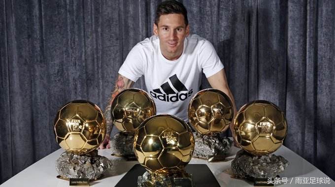 C罗比梅西到底差在哪？不吹也不黑我们用脚说话