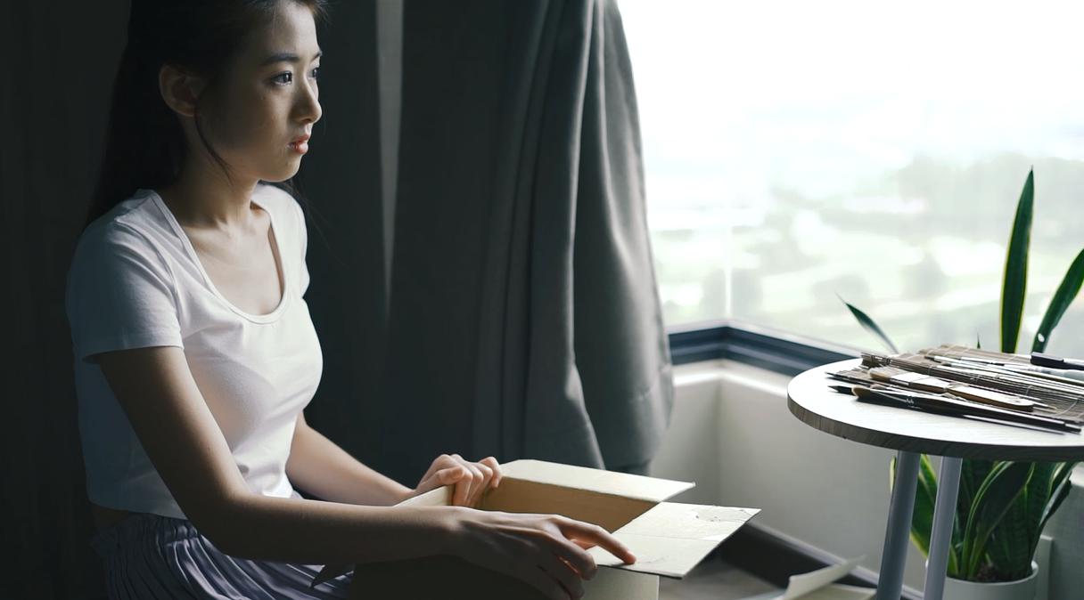 《恋人未满》将映：当温存邂逅激情，三个人的爱情是走是停？