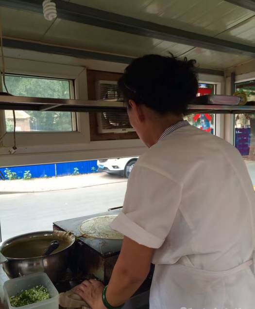 天津煎饼果子历史背景来历传说,天津煎饼果子的故事