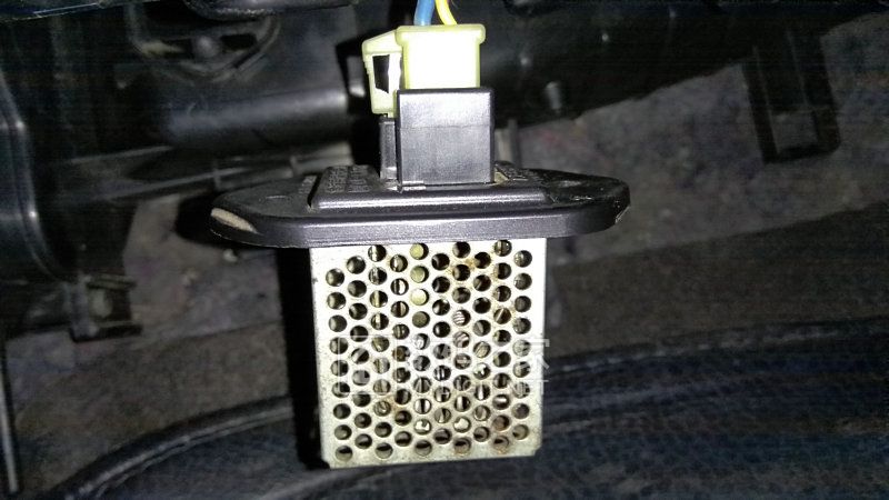 本田锋范空调鼓风机异响解决方法,本田锋范鼓风机老是坏是怎么回事