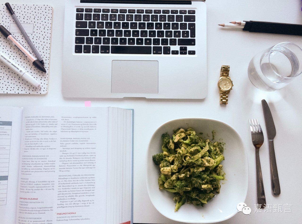 第一次出国出差需要带什么,出国必须带些什么