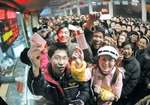 快看油价大变化,油价终于降了车主请注意