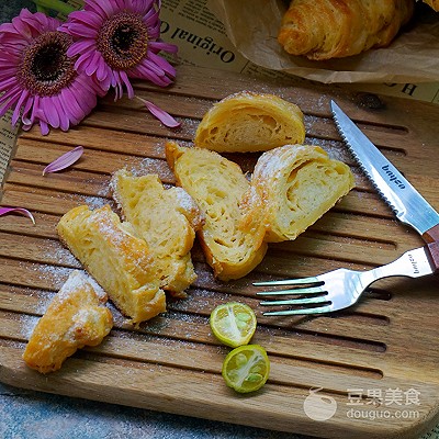 意大利羊角起酥面包,丹麦起酥牛角面包的做法