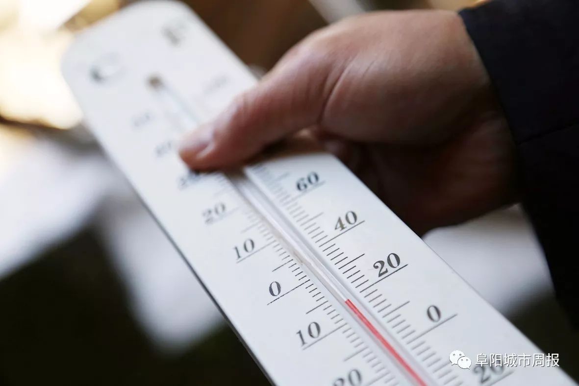 一场雪让风景美如画,一场雪景给城市带来美丽的风景