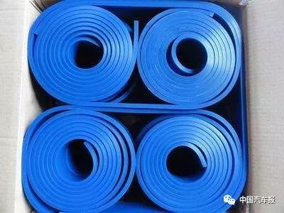 发泡材料汽车轻量化,汽车聚氨酯材料