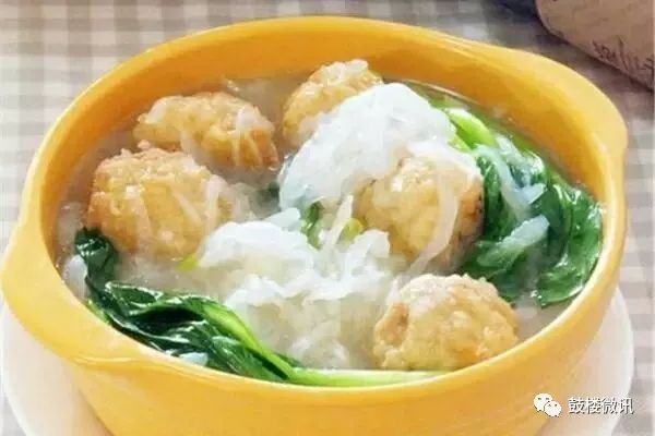 嘴唇干燥是什么病的预兆,嘴唇干燥查什么