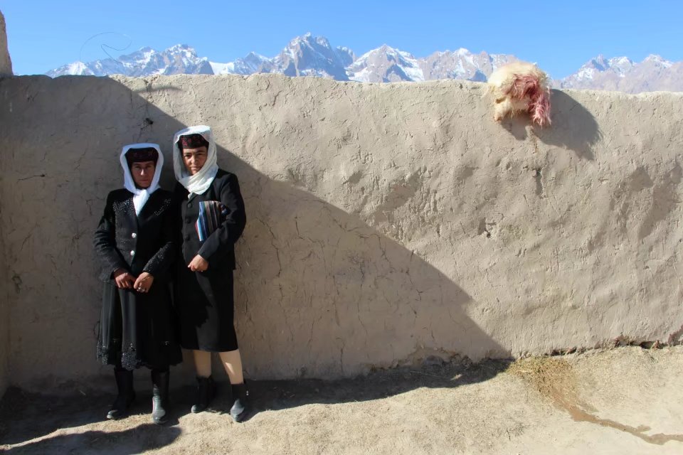 探秘帕米尔高原塔吉克族,帕米尔高原上的塔吉克族族人