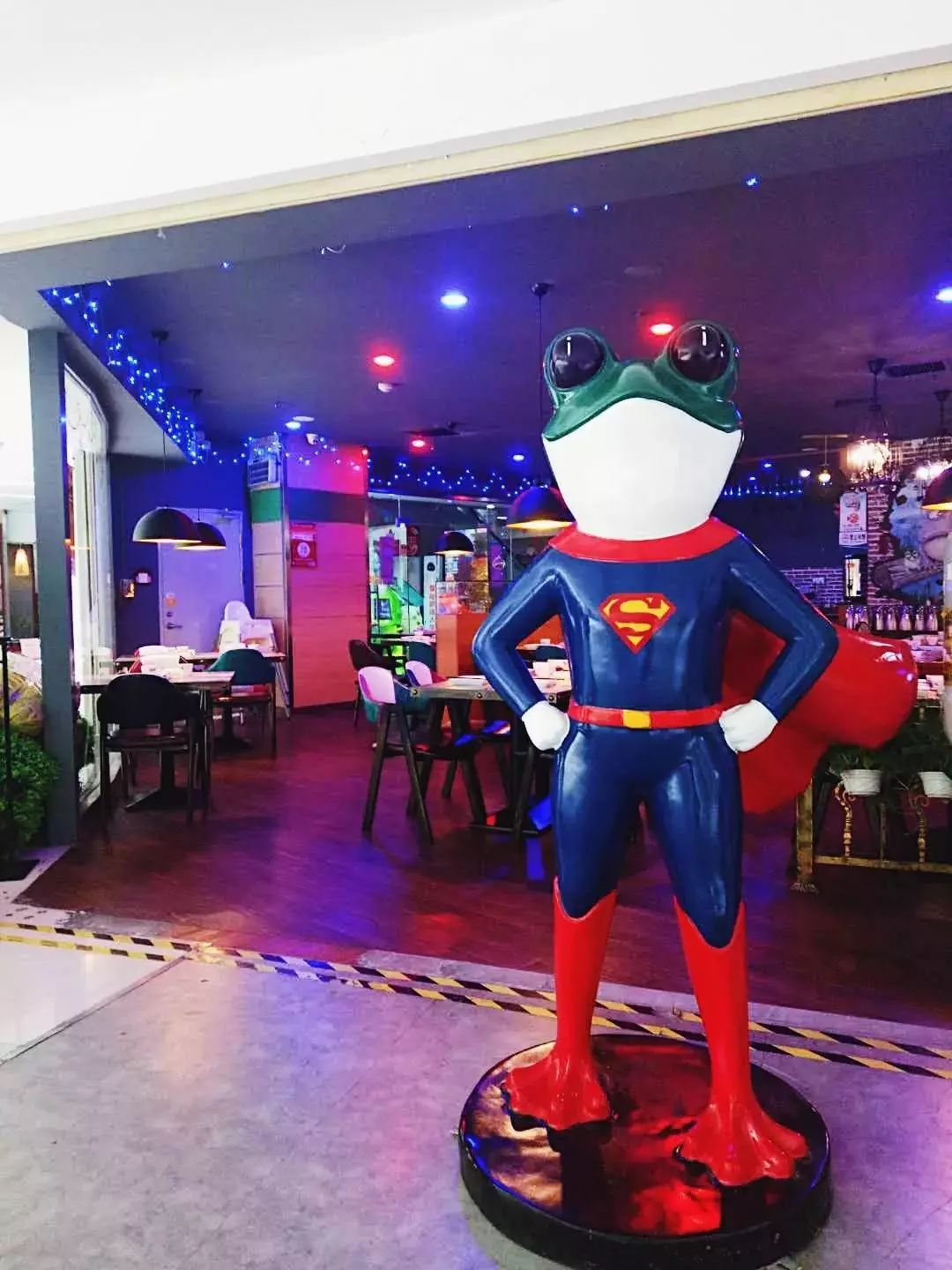 排队等位到疯的牛蛙专门店终于杀到肇庆,带你封测带你飞!