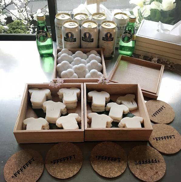 普通tshirt怎样穿更时尚,t-shirt怎么样才能潮流