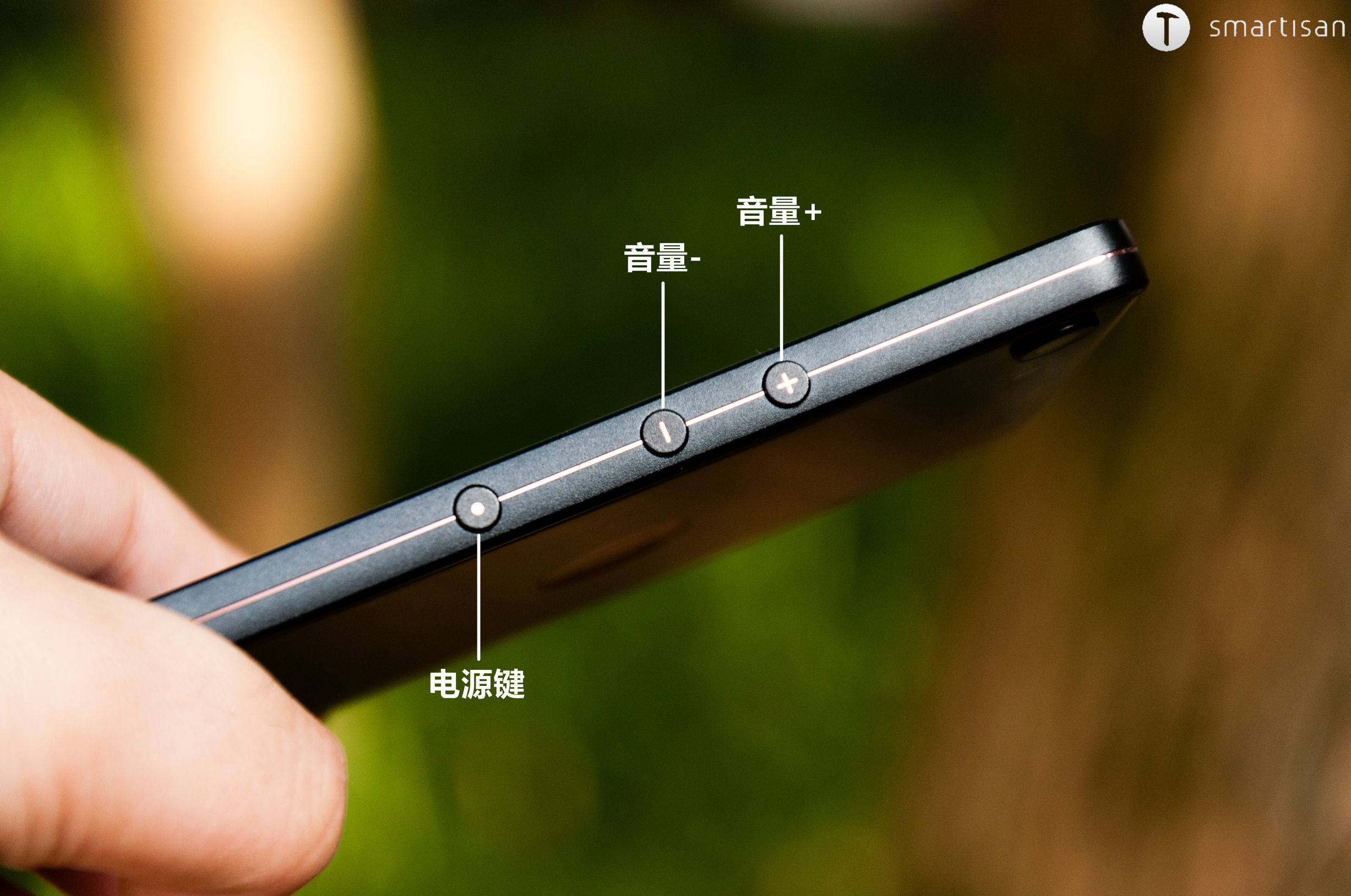 坚果pro2特别版,锤子坚果pro2