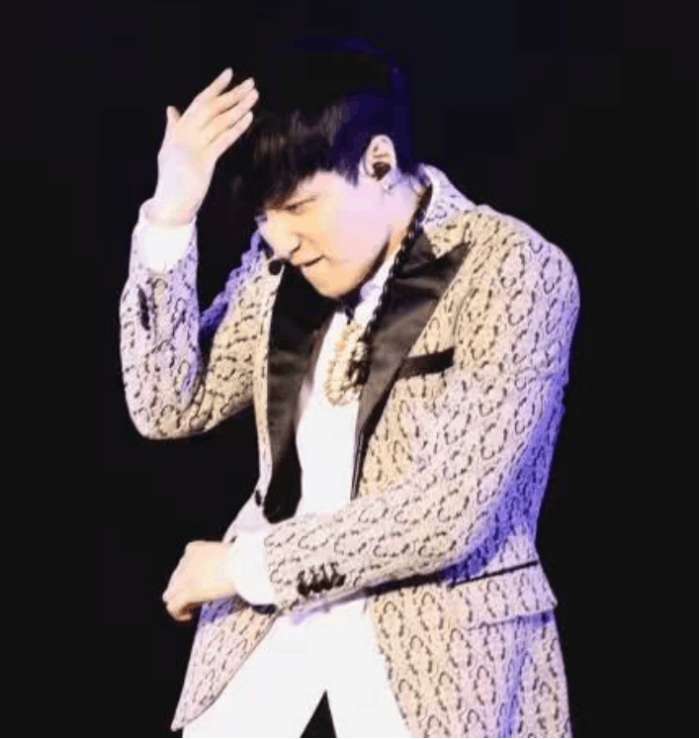 跳舞他们都不输：陈伟霆跳舞帅到爆裂，罗志祥亚洲舞王舞技超强