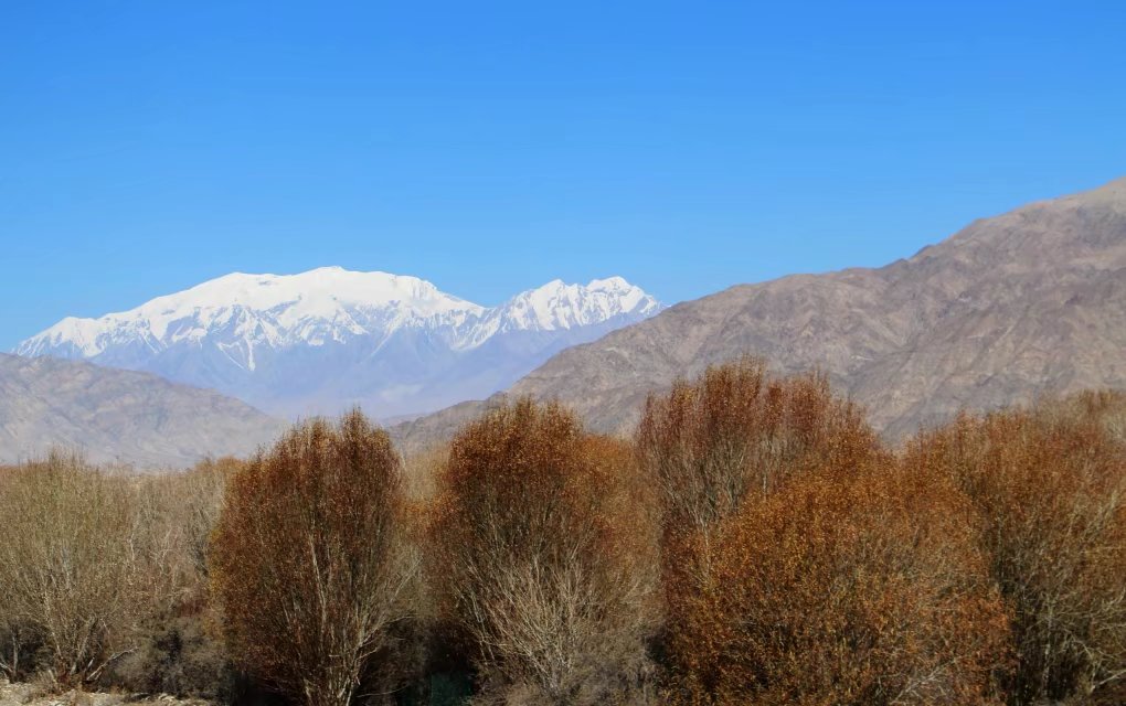 探秘帕米尔高原塔吉克族,帕米尔高原上的塔吉克族族人