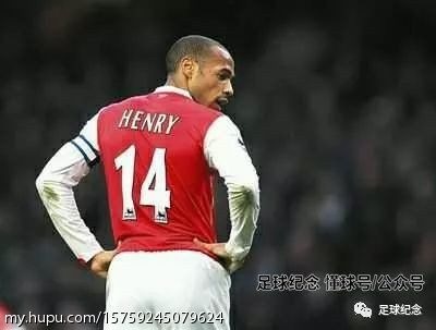 足球游戏穿越小球门,天使之翼足球游戏快速带球