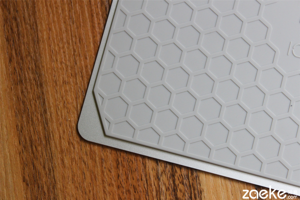 鼠标垫的钢铁之躯-iQunixPad图赏