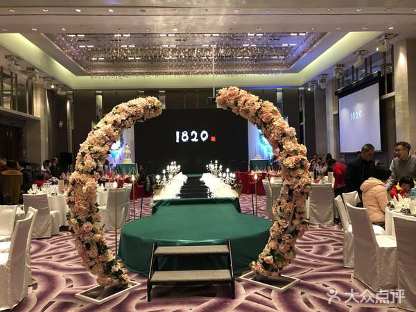 酒席6699元起，在高端的喜来登酒店办婚宴，是一种怎样的体验？