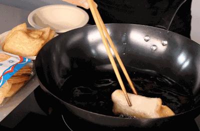 东南亚最好吃的虾片牌子,新加坡餐厅里的虾片