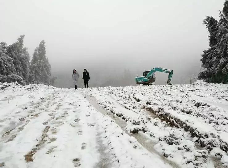 利川市冰雪奇缘滑雪场,利川冰雪奇缘滑雪场