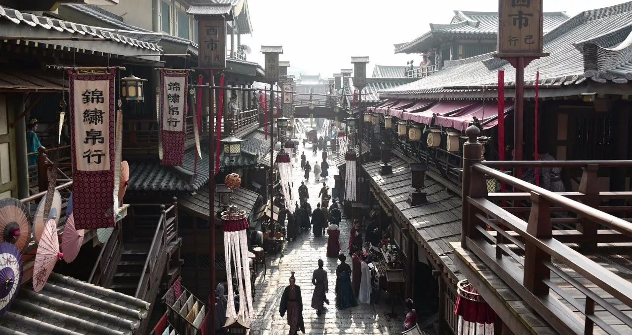 为一部戏建一座城,为一部电影建一座城