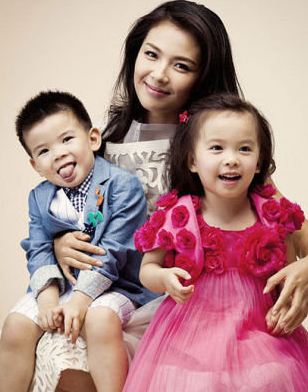 她们都是中国当红明星,却选择在国外偷生孩子,星二代成了外国人