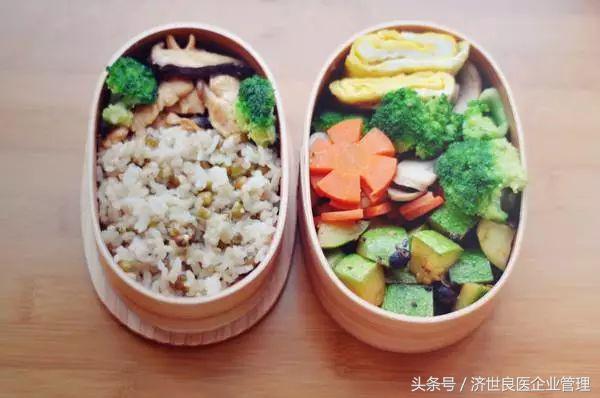 怀孕晚餐吃什么有营养不长胖,晚餐这样吃营养又高效