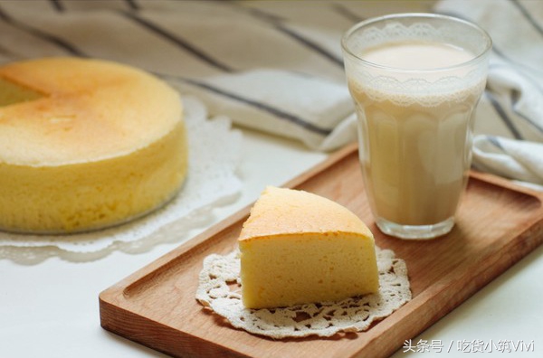 轻乳酪蛋糕如何烘烤,烘焙新手一定要学会做的蛋糕