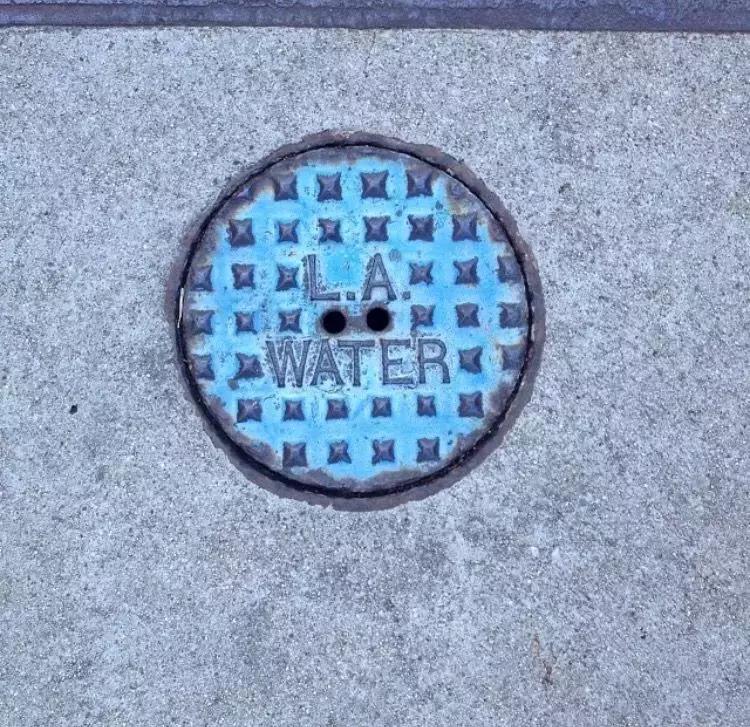 看过纽约的墙，去过摩洛哥的门，踩过东京的井盖，却错过这些美好