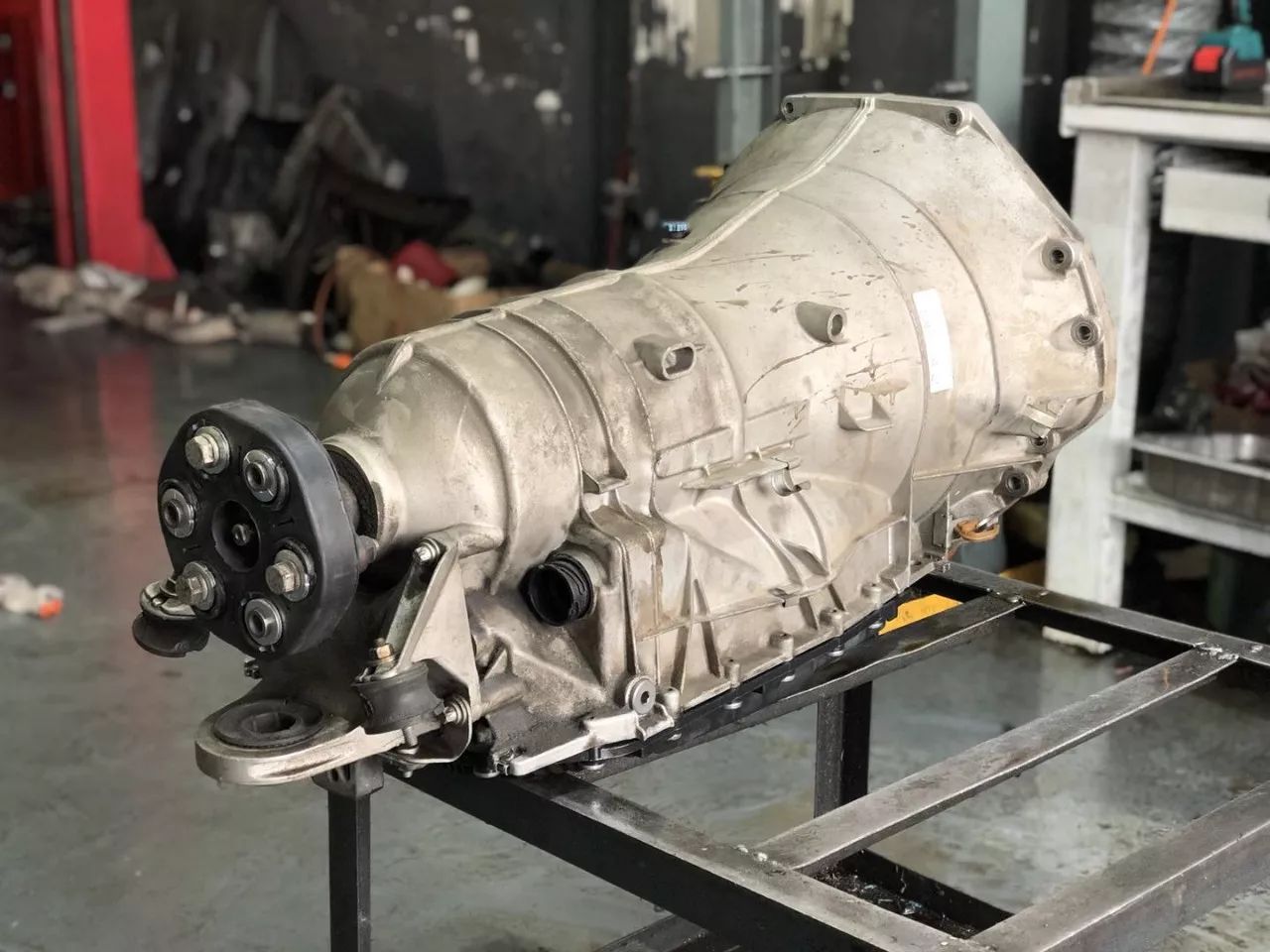 宝马750变速箱跳挡,宝马750变速箱