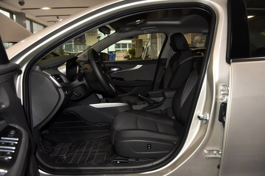 推荐几款既省油动力又好的轿车,最省油最适合年轻人紧凑型车