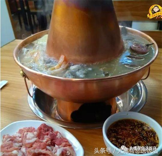 大连吃的美食推荐铜火锅,大连最好吃酸菜铜火锅